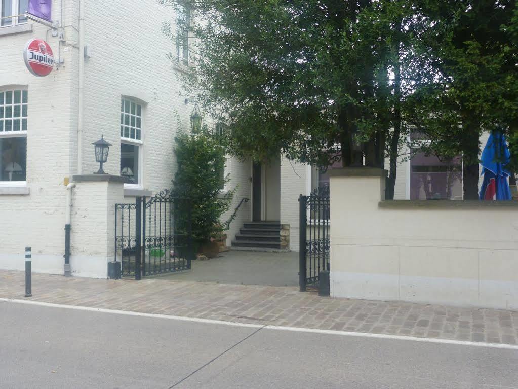 Hotel De Klok Zutendaal Exterior photo